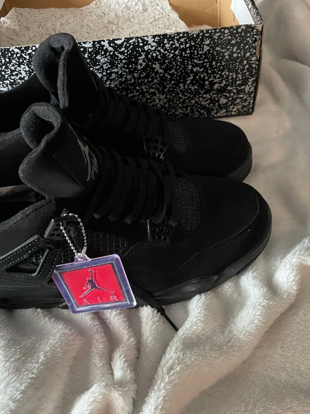Jordan 4’s Blackcats